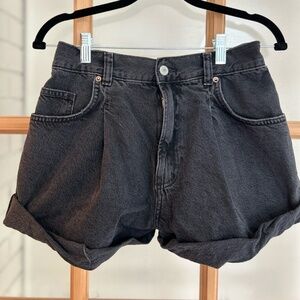 FREE PEOPLE BLACK DENIM SHORTS Size Small